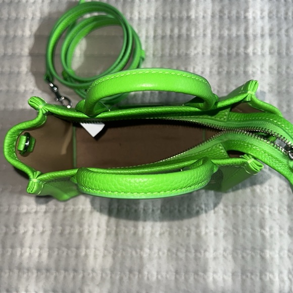 Marc Jacob The Micro Tote Bag Crossbody - Picture 2 of 2